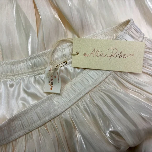 Bundle 3 or more Cream Midi A-Line Skirt for Weddings - Picture 4 of 4